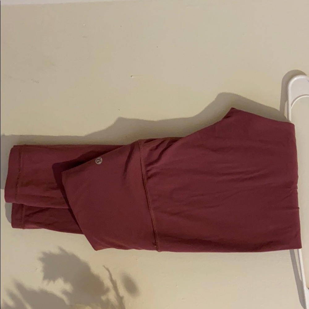 Lululemon 7/8 super soft yoga pants
